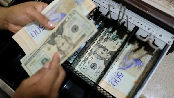 borsa-ve-dolar-kazandirdi-altin-ve-avro-kaybettirdi-1601048912464.jpg Borsa ve dolar kazandırdı, altın ve avro kaybettirdi-3
