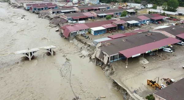 meteorolojiden-bati-karadeniz-icin-sel-uyarisi-15-saat-boyunca-cok-kuvvetli-olacak-1630489066056.jpg Meteoroloji'den Batı Karadeniz için sel baskını uyarısı: 15 saat boyunca çok kuvvetli olacak-6
