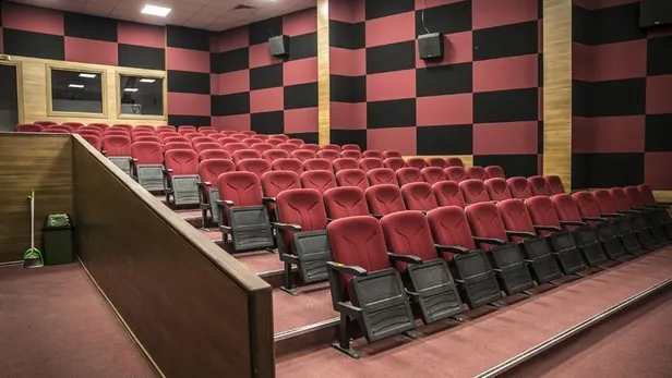 Son dakika: İçişleri Bakanlığı 81 il valiliğine 'sinema' genelgesi: 1 Mart'a kadar uzatıldı-5