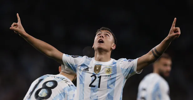 Transfer haberleri: Hakan'ın yeni arkadaşları belli oluyor!