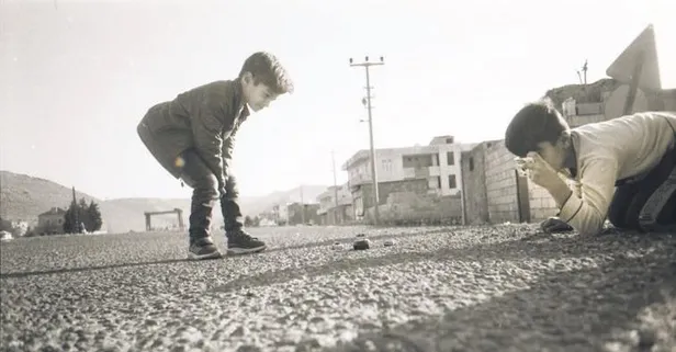 Kalyon Kültür'den yeni sergi: Çocuklar 'bir de buradan bak' diyor