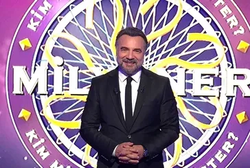 Atilla İlhan'ın nüfus kaydındaki resmi adı hangisidir?