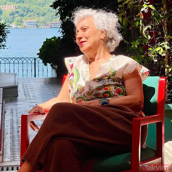 Derya Uluğ ile gündeme gelmişti! Aşkın Nur Yengi’nin ablası bakın kim çıktı! Meğer kendisinden önce Sezen Aksu ile... - 24