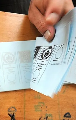 AK Parti düğmeye bastı! İttifak yapmayanlar için seçim barajı düşüyor