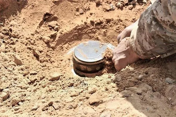 libyada-darbeci-hafter-milislerinden-mayinli-saldiri-1590273371310.jpeg Libya'da darbeci Hafter milislerinden mayınlı saldırı!-2