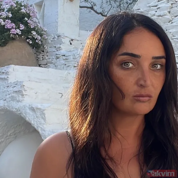 Evet, Fiziken Babam Başka Bir Boyuta Geçti Belki Ama Benimle Yaşıyor, Ben Biliyorum. Ben 'Kamera' Dendiğinde Babamla Birlikte Oynuyorum Ya Da Bir Metin...