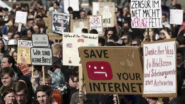 AB yeni telif kurallarına yeşil ışık yaktı-1