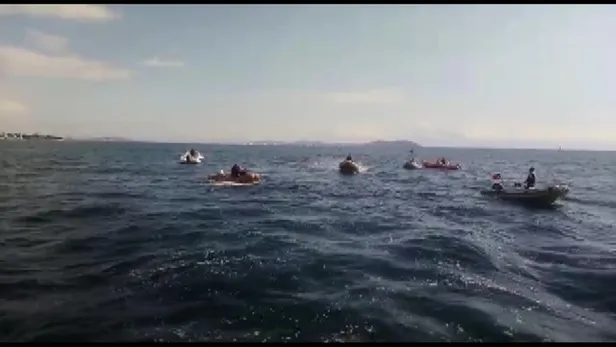 Adalar vapurunda korku dolu anlar! Genç kadın bir anda...-2