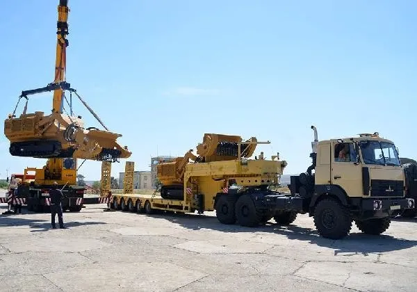 5 uzaktan kumandalı mayın temizleme aracı MEMATT daha Azerbaycan'a teslim edildi.-3