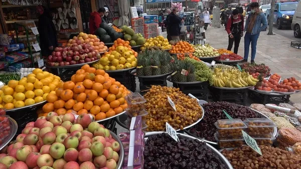 denizlide-sattigi-pahali-meyveler-calinan-manav-hakkini-helal-etmiyor-1608621678489.jpg Denizli'de sattığı pahalı meyveler çalınan manav hakkını helal etmiyor-6