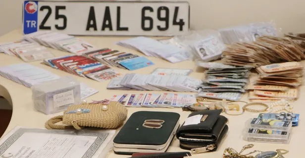 Erzurum Şehir Hastanesi'nde unutulanlar sahiplerini bekliyor! Plaka ve kalp pili de var