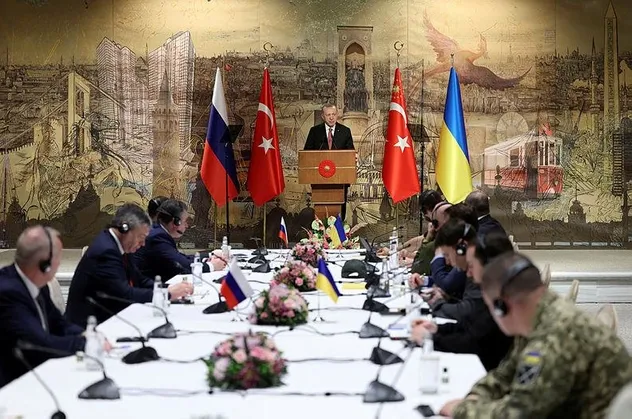 Başkan Erdoğan'dan Rusya-Ukrayna savaşında gerilimi yükselten ABD ve Batı'ya diplomasi dersi!