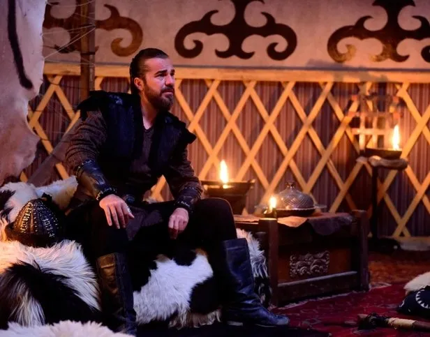 Diriliş'in Ertuğrul beyi Engin Altan'ın projesi belli oldu! Kuruluş Osman yerine TRT1'nin o dizinde... Hayranları bekliyordu!-3