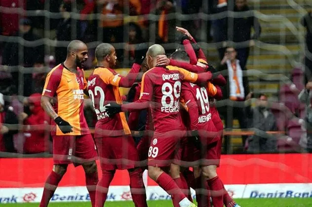 Aslan Seyrantepe'de kükredi! Galatasaray 5-0 Antalyaspor (MAÇ SONUCU)