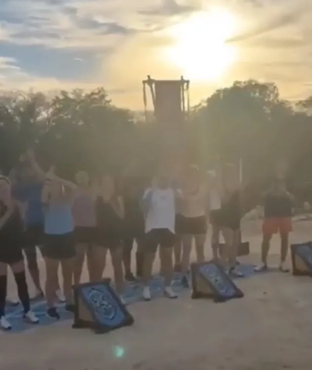 Survivor Nisa 2022 All-Star kadrosundan çıkarıldı eski sevgilisi ve yeni aşkıyla yarışacaktı! Hayranları derbeder oldu-7