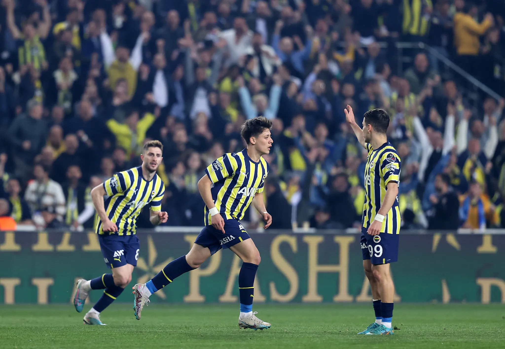 Fenerbahçe'den taraftarı kızdıracak hamle! Galatasaray'ın eski yıldızı geliyor - 5
