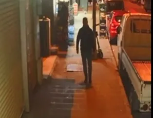 Dehşet anları! Tanımadığı kadını takip eden saldırgan önce taciz etmeye çalıştı sonra boynundan bıçakladı