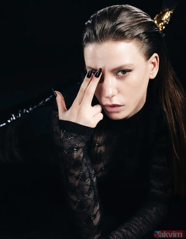 Malumun ilamı! Serenay Sarıkaya'dan sevgili olduğu iddia edilen Mert Demir'e flaş yorum "Çilli bom" Fotoğrafa dayanamayan Serenay... - 22