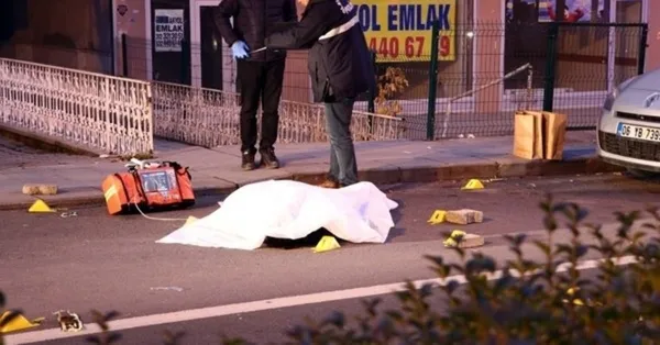 polis-eski-esinin-sevgilisini-oldurdu-ifadesi-yalan-cikti-mahkeme-karari-verdi-1648646159123.jpg Polis, eski eşinin sevgilisini öldürdü! İfadesi yalan çıktı! İşte istenen ceza...-4