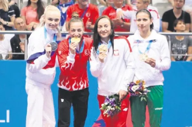 Buse Naz Çakıroğlu'ndan altın madalya