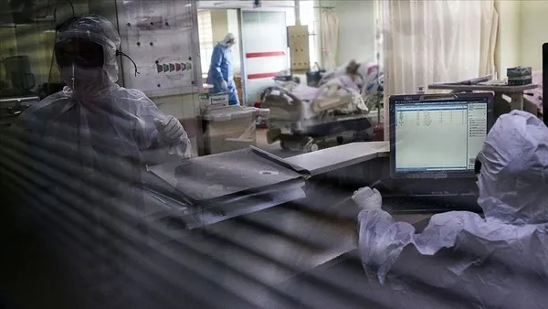 son-dakika-koronavirus-tedavisi-goren-esini-uyurken-oldurup-intihar-etti-1609308958724.jpg SON DAKİKA: Koronavirüs tedavisi gören eşini uyurken öldürüp intihar etti-5