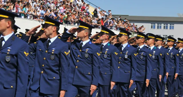 Adaylar dikkat! İşte muvazzaf subay alımı başvuru şartları-2