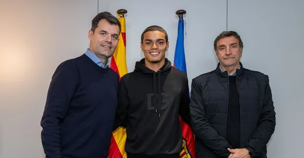 Ronaldinho'nun oğlu Barcelona'da!