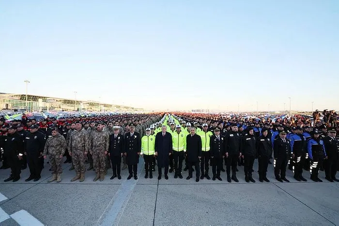 Başkan Erdoğan'dan 6 bin 992 polisin göreve başlaması ve bin 573 yeni aracın hizmete alım töreninde açıklamalar-3