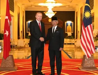 Başkan Erdoğan, Malezya Kralı ile bir araya geldi