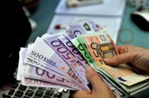 CANLI döviz kuru: 14 Mayıs dolar ve euro ne kadar oldu? Bugün dolar, euro ve sterlin kaç TL?