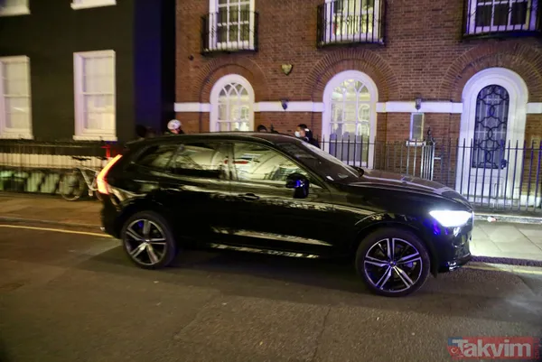 SON DAKİKA: Myanmar'daki askeri darbenin etkisi Londra'da! Büyükelçi içeriye alınmadı - 3