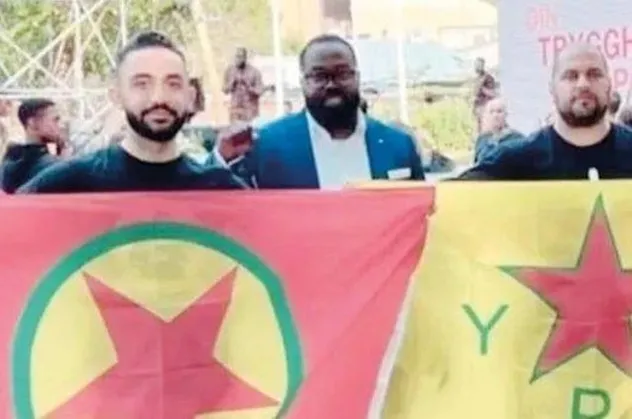 İsveç terör bilmecesi: PKK paçavrası açan Sol Partili vekillerin lideri Dadgostar 'ilgim yok' dedi!