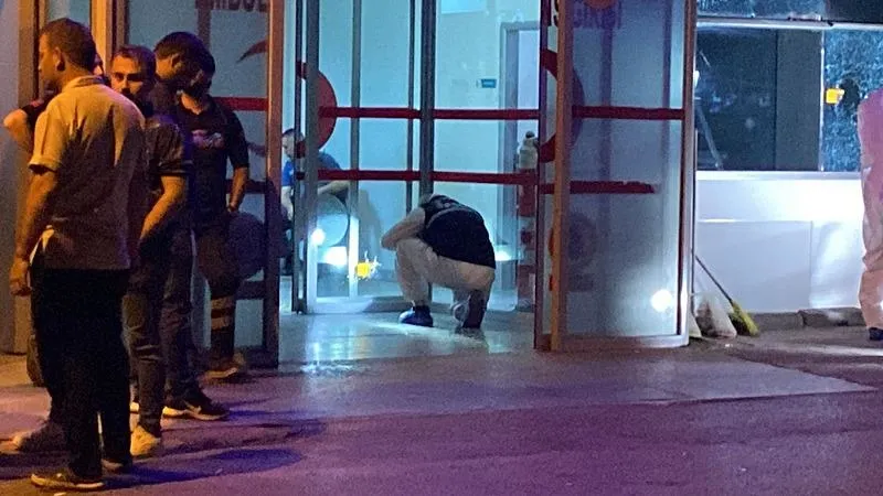 Bahçelievler Devlet Hastanesi'ne silahlı saldırı! İstanbul Valiliği'nden açıklama! 10 kişi gözaltına alındı-4