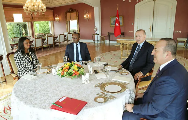 Son dakika: Başkan Erdoğan, Gine Bissau Seçilmiş Cumhurbaşkanı Embalo'yla bir araya geldi-1