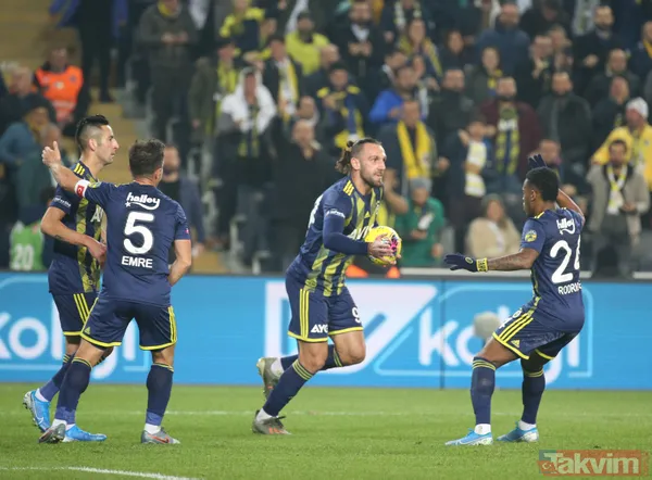 Emre Belözoğlu'dan Ferdi Kadıoğlu yorumu! "Ferdi inşallah..." - 9