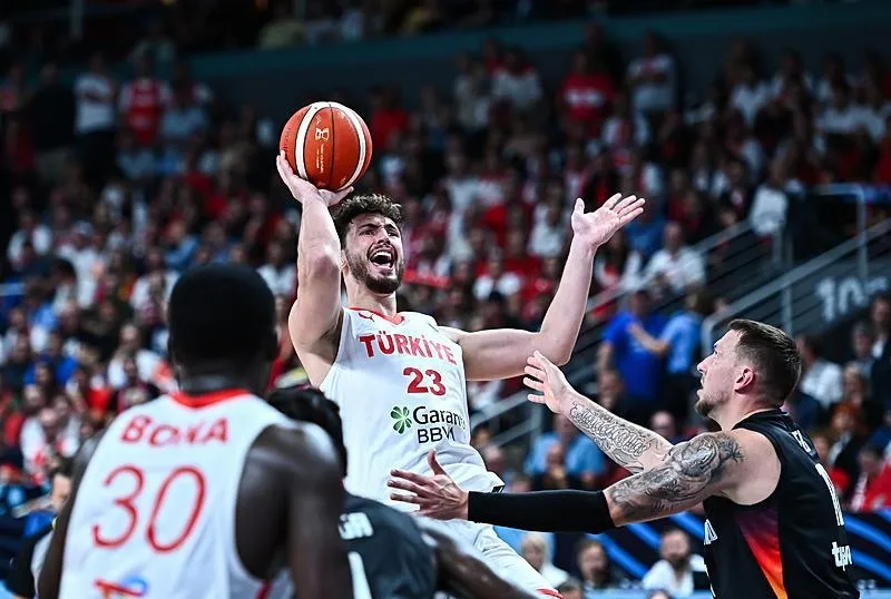 Avrupa 12 Dev Adam’ı konuşuyor!