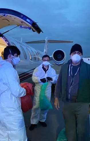 Yurt dışından uçak ambulansla Türkiye'ye getirilen hastalar: Türkiye hiçbir vatandaşını sahipsiz bırakmadı