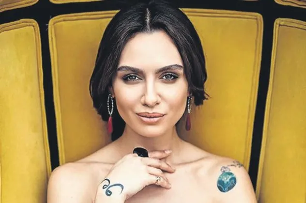 Serdar Bilgili, Birce Akalay ile aşk yaşamaya başladı