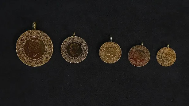 gumus-fiyatlari-ne-kadar-oldu-kapalicarsi-anlik-gram-gumus-alis-satis-fiyatlari-kac-tl-oldu-1596818791453.jpg