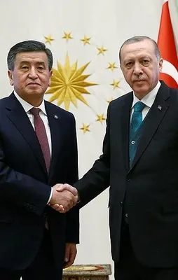 Kırgızistan Cumhurbaşkanı Külliye'de