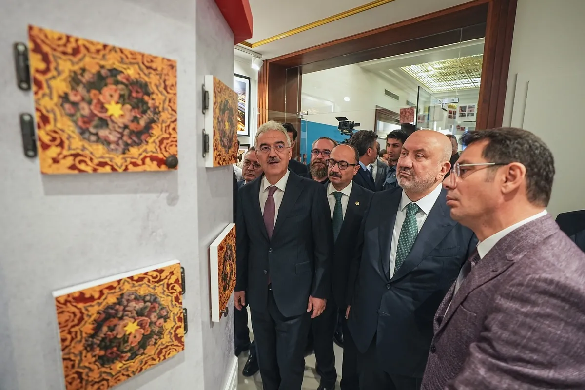 1789741146112.jpeg Vakıf Katılım'dan Bursa'ya anlamlı miras: "Bir Rüyanın İzinde" sergisi ziyarete açıldı-7