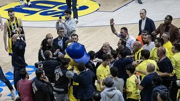 İZLE I Fenerbahçe Beko-Monaco maçı sonrası kavga çıktı!