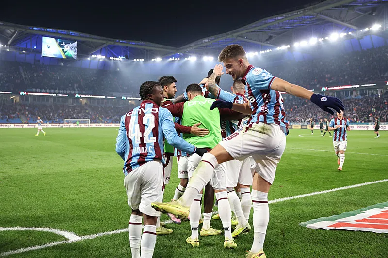 Fatih Tekke'nin Göztepe planı hazır! Yıldız futbolcu geri dönüyor - 9