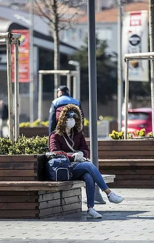 Giyim pazarları boş kaldı