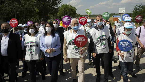CHP’den HDP’ye yürüyüş desteği! Provokasyona ortak oldular