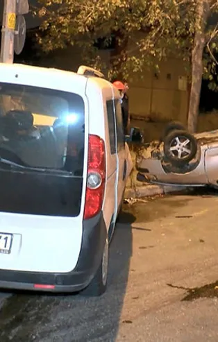 İstanbul'da feci kaza! Otomobil takla attı