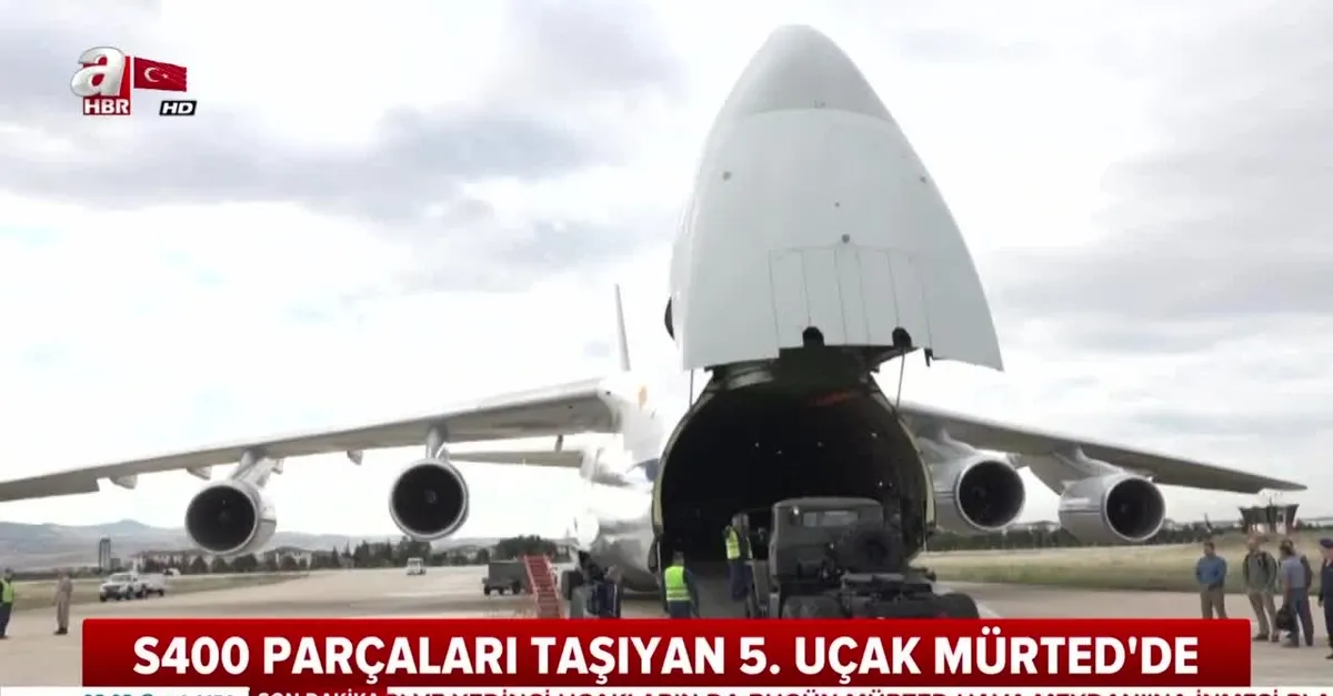 Son dakika haberi: S-400 parçalarını taşıyan 5. uçak Mürted'e iniş yaptı