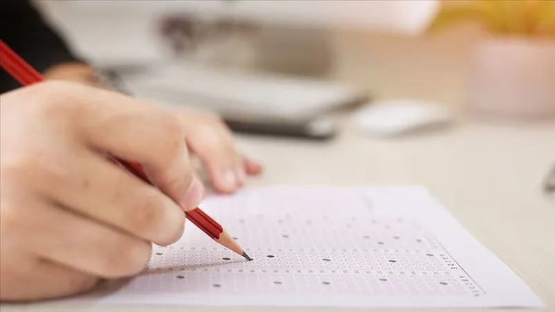 en-dusuk-puanla-ogrenci-alan-universiteler-2024-yks-tercih-kilavuzu-2-4-yillik-universiteler-sozel-sayisal-tab-1721798568083.jpg En düşük puanla öğrenci alan üniversiteler! YKS 2-4 yıllık üniversiteler sözel sayısal taban puanları, kontenjanları, başarı sıralaması!-5