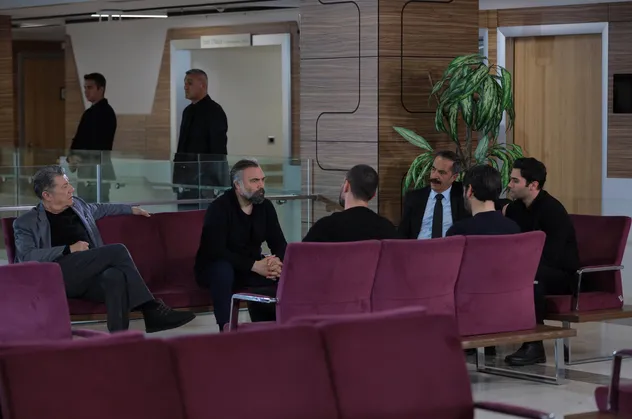 Eşkıya Dünyaya Hükümdar Olmaz 137. yeni bölüm fragmanı: Yıkıldık Behzat, yıkıldık! EDHO 136. son bölüm tek parça full izle