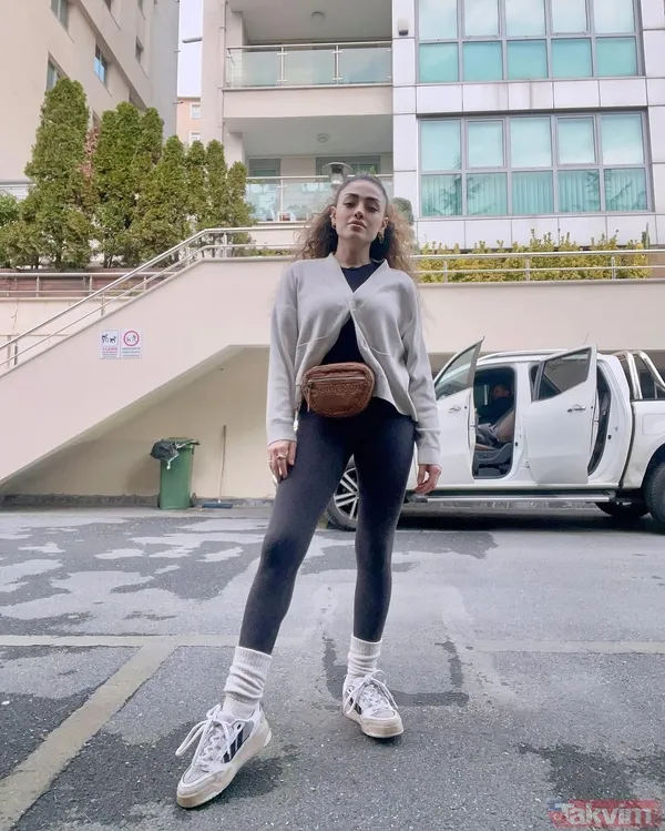 Anne-Kız Kısa Sürede Sosyal Medyada Gündem Oldu.